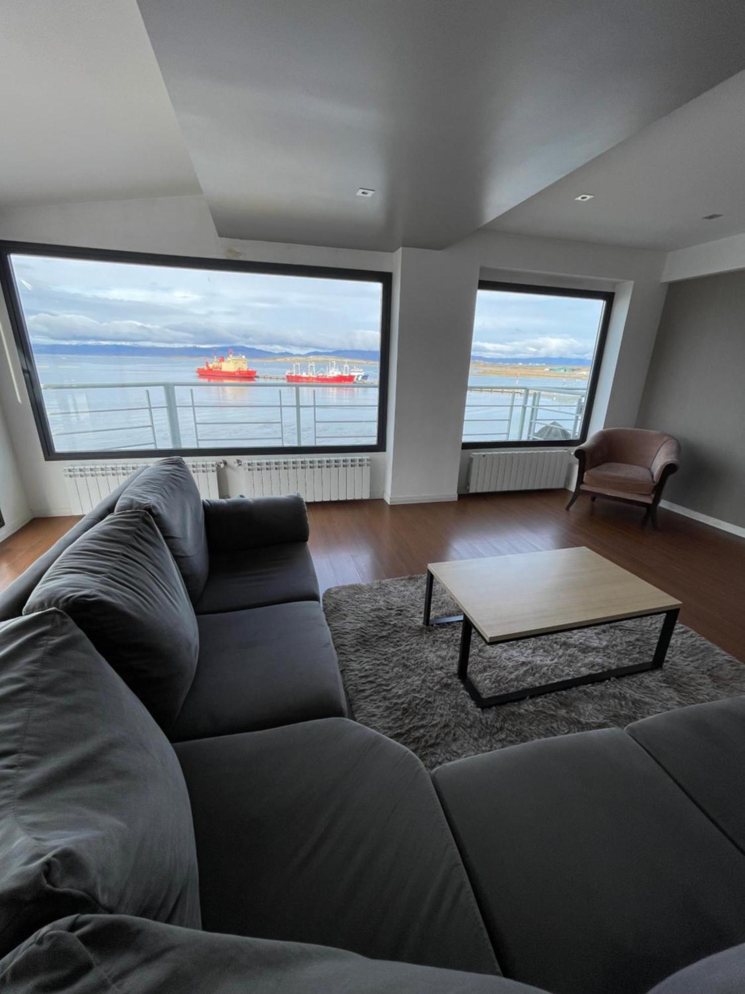 Semi-Piso In Patagonia Ushuaia Rebate In Physical Dollar Appartement Buitenkant foto